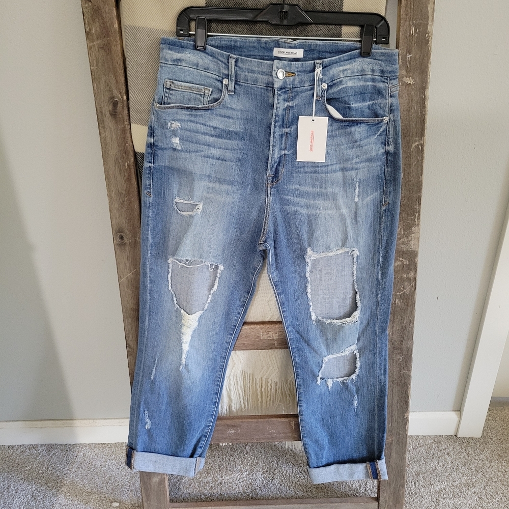 Good American Distressed Light Blue Cropped Jeans